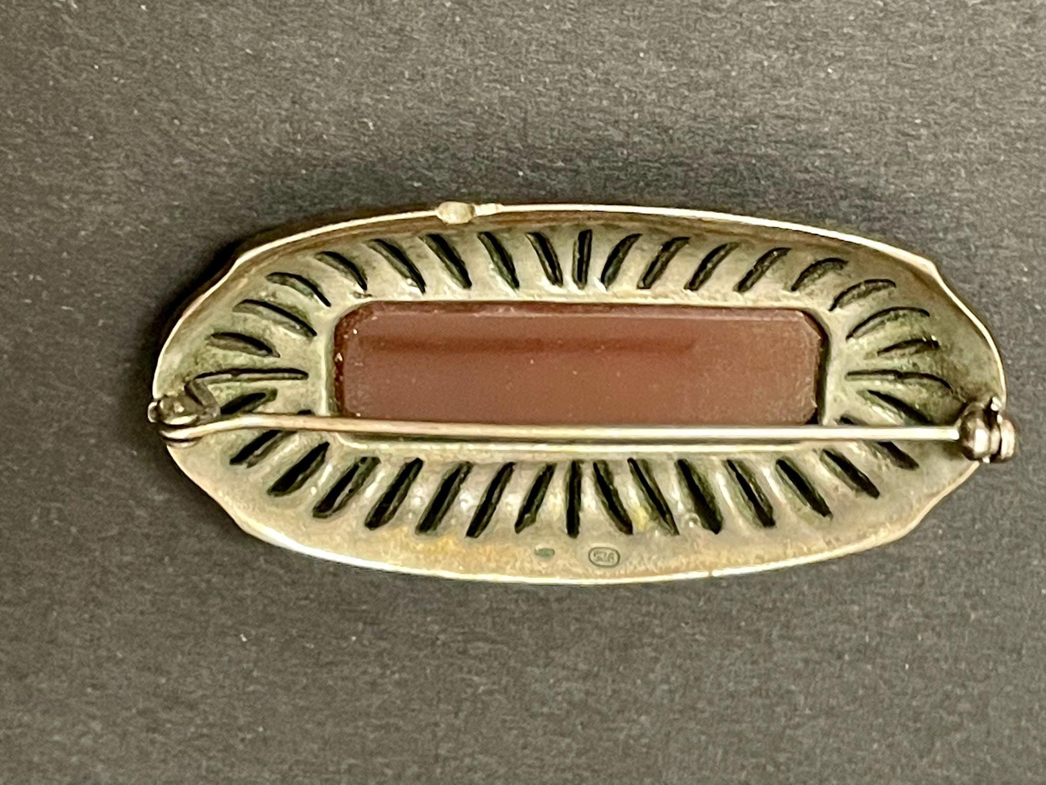 Broche Art Déco En Argent 935 Et Cornaline - Poinçonné - époque Vintage - Occasion En Bon état - 50x10mm