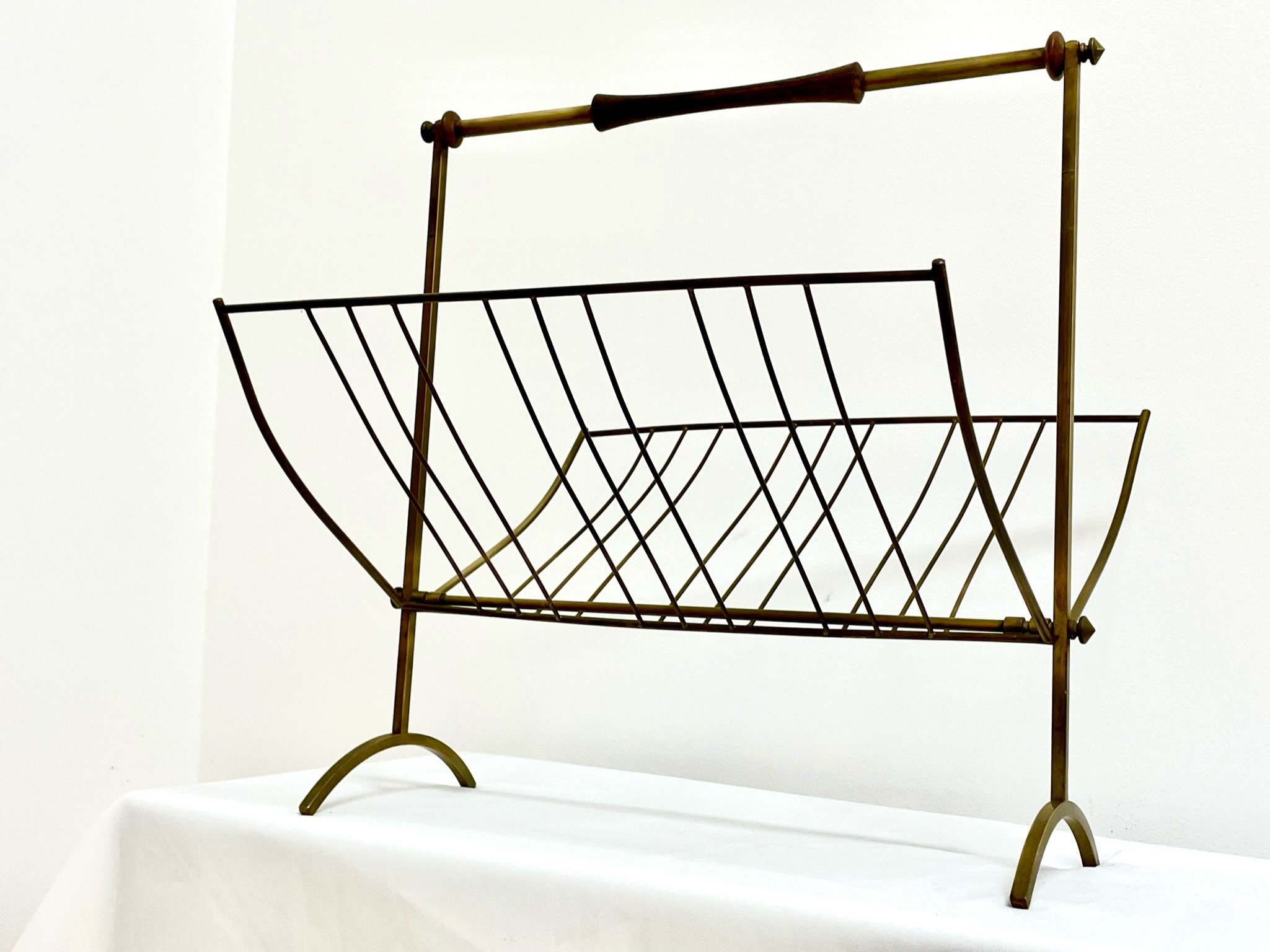 Vintage Magazine Rack | 50s | Made of Brass | Cesare Lacca | Made in ...