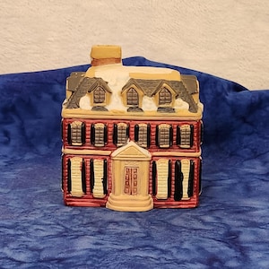 Red Christmas Village House Holiday Home Décor, Village House Christmas Home Décor, Gift for Mom, Gift for Family, Gift for Friend