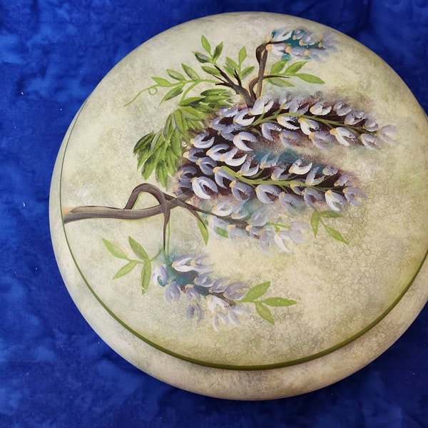 Porcelain Round Large Green with Vine Flower Trinket or Jewelry Boxes