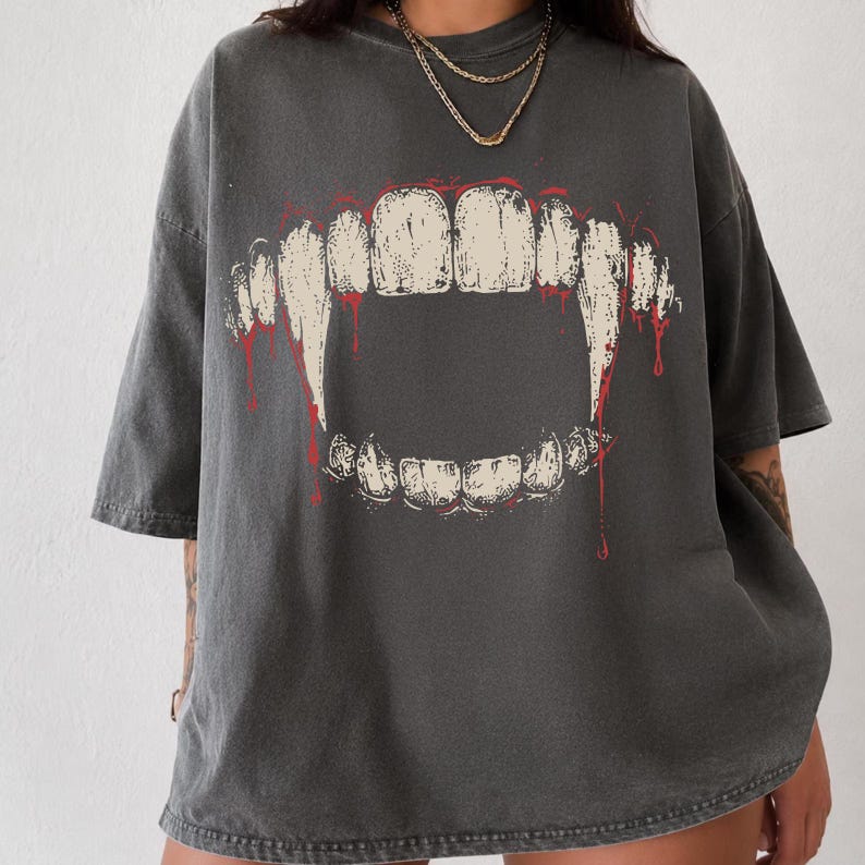 Comfort Colors Vampire Shirt Dracula Retro Unisex Tshirt , Horror Graphic Tee, Goth Girl, Oversize, Halloween Gift for Him or Her, rur758 image 1
