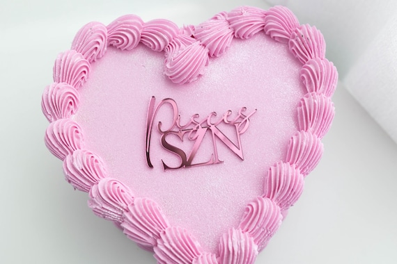 ヘアアクセサリー Love heart's cake headdress Love heart's cake head dress – AVENCHUMU （アバンチュウム）