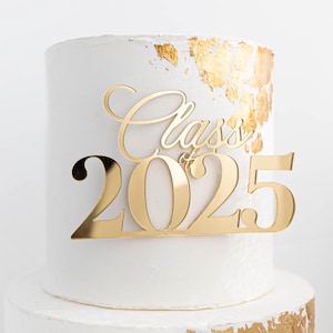 Class of 2025 Cake Topper Charm | Graduation Cake Charm | Grade Cake Décor | College Graduation Cake | Gold Cake Charm | 2025 Cake Topper