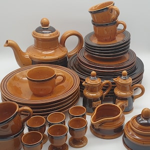 Vintage Villeroy & Boch Gallo Provance - teapot - cup + saucers - egg cups - plates - Wedding gift - birthday gift