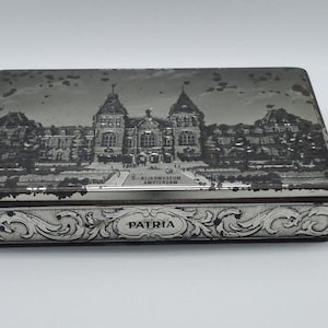 Patria vintage silver colored tin - biscuit tin - Amsterdam, Rijksmuseum - rusk factory Patria Amsterdam - made in the Netherlands - 1950&#39;s