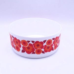 Vintage 70s Arcopal lotus bowl - retro - floral design - orange - made in France