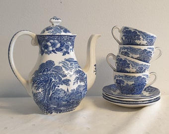 Vintage tunstall Wedgwood &quot;Woodlands&quot; - teapot - cups - saucers
