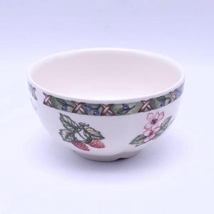 vintage bowl - fruit - cereal bowl - made in England