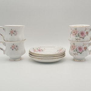 Balmoral Castle Tea Cups & Saucers - Set of 4 - Made in England