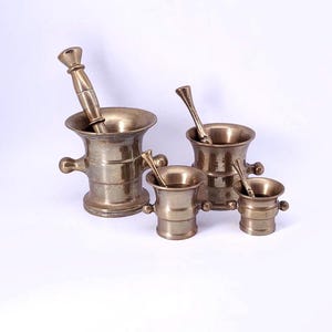 Vintage Brass Apothecary Mortars and Pestle - Vintage Kitchen - Home Decor - Vintage Home - Set of 4
