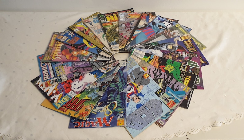 Surprise selection of comic books gift grab bag mix & match image 1
