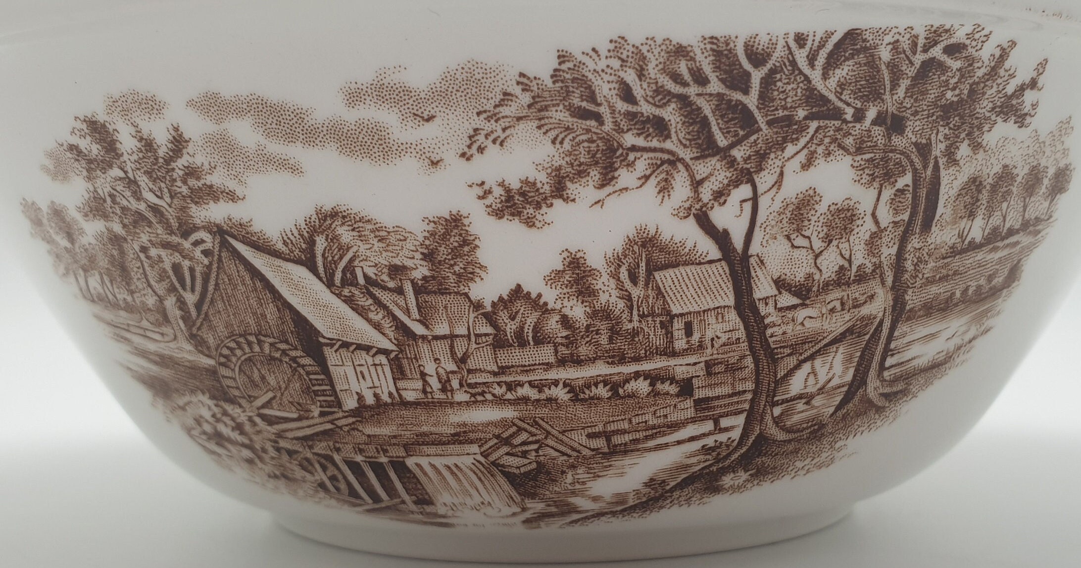 Johnson Brothers Stoke on Trent Watermill Covered Bowl Made in