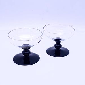 Luminarc Arcoroc France eggnog glasses - black base - made in France - set of 2