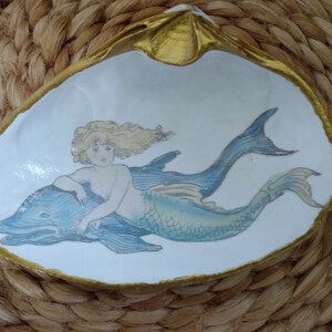 VINTAGE MERMAID and DOLPHIN: Natural Clam Shell  Decoupage Trinket Dish. Beach Coastal Island Decor. Bridesmaid Hostess Housewarming Gift
