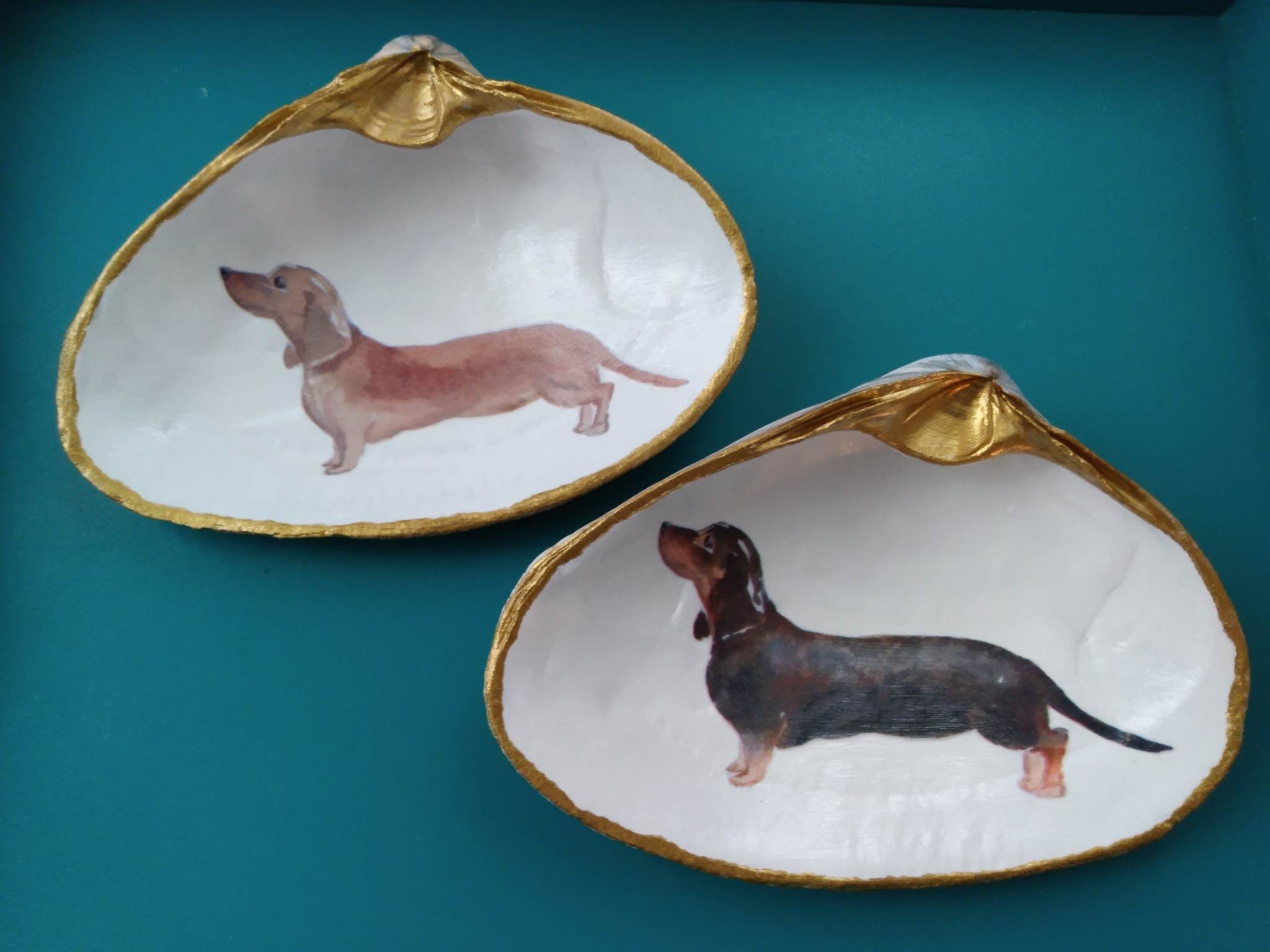 DACHSHUND DOXY Dog Breed Large Clam Shell Decoupage Gilded Jewelry Dish