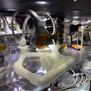 3D Printed Oakley OTT Over The Top Industrial Sunglasses Display Stand, Glorifier bild 6
