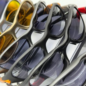 3D Printed Oakley Style Angled Sunglasses Display Stand Riser. Choose Color! bild 7