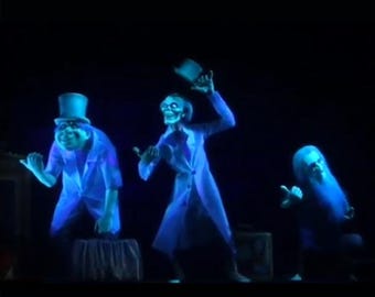 Hitchhiking Ghosts Animated Video Projector File WITH AUDIO!