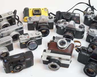 Cameras for display, collection or decoration, see listing