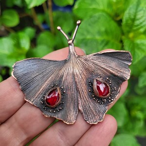 Brosche Schmetterling aus Kupfer, Gingo Biloba Blatt Brosche, Botanischer Schmuck, Elektroforming, Geschenk für sie, rustikaler Stil Bild 9