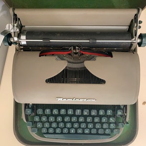 Vintage Remington Typewriter
