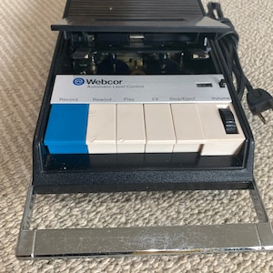Webcor Kassettenrecorder mit automatischer Füllstandsregelung