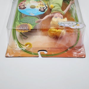 Disney's Tink's Fairygolds Garden Tinker Bell Walmart Exclusive Comes With DVD image 4
