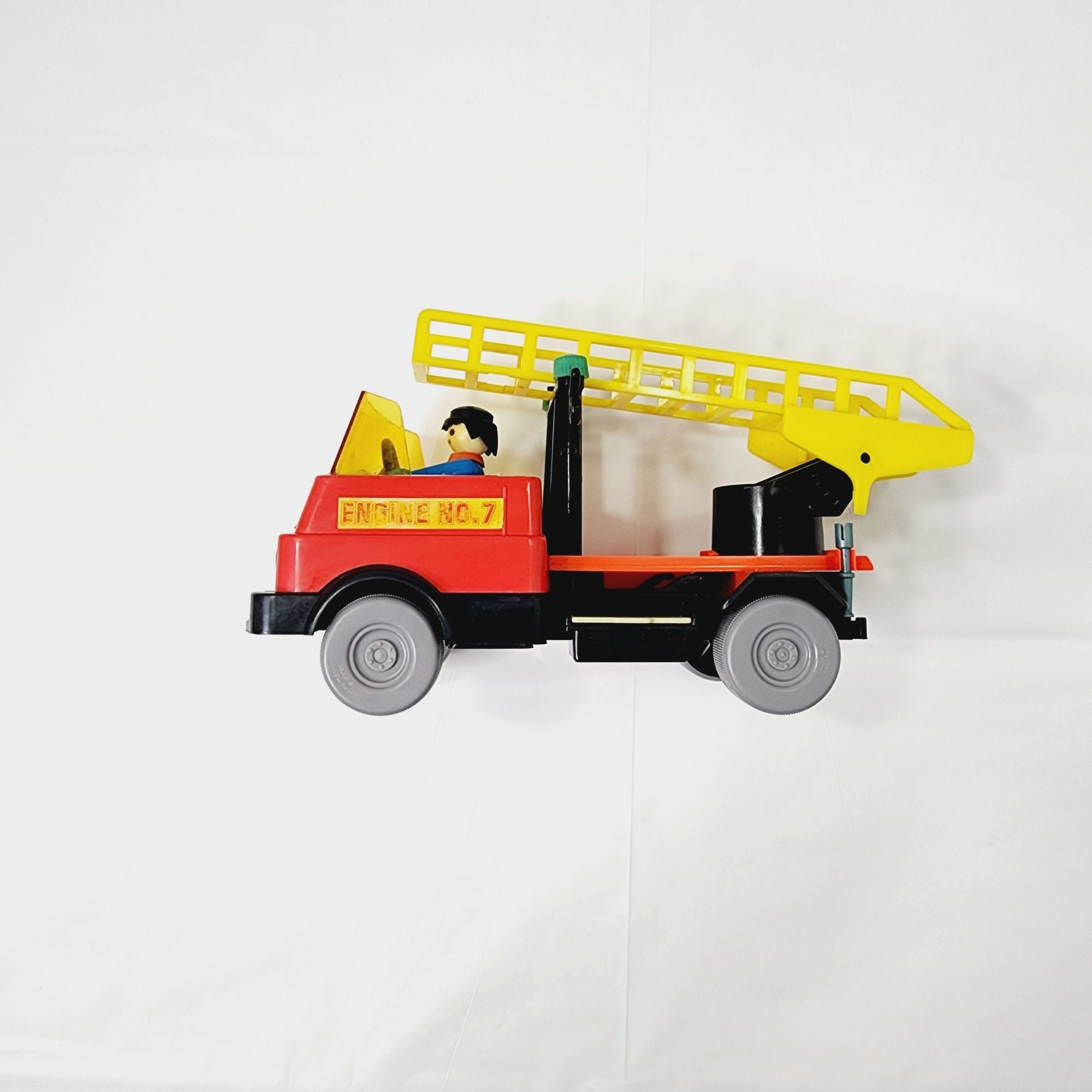 Playmobil Geobra 1975 Engine No. 7 Fire Truck With Figure in Mint