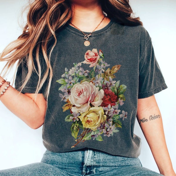 Vintage Flower Shirt COMFORT COLORS® Dark Cottagecore Aesthetic Floral Tshirt Boho Hippie Clothes Pressed Flowers Shirt Spring Botanical Top
