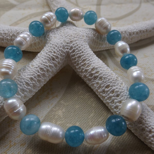 Blue Agates, White Pearls Bracelet, Hawaiian Surfer Beachy Jewelry, One of a Kind, Unique