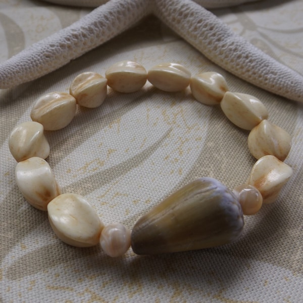 Carved Bone Beads, Cone Shell, Mother of Pearl Beads, Hawaiian Bracelet, Unique, Hawaiian Jewlery, One of a Kind