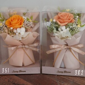 Japanese preserved rose mini bouquet eternal dried flower gift, It's an ideal gift for occasions like birthdays, anniversaries, Valentine's Day, or as a charming addition to your home decoration.