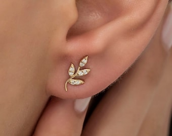 14K Gold Leaf Stud Earrings/ Diamond Stud Earrings for Her/ Tiny Leaf Studs for Woman/ Gold Diamond Woman Earrings/ The Mom/ Gift for Her