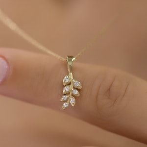 14K Gold Diamond Leaf Necklace for Woman/ Gold Diamond Pave Setting Pendant/ Diamond Leaf Necklace Gift for Her/  Mother's Day Gifts