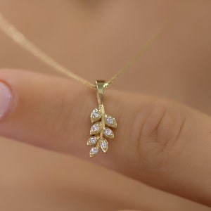 14K Gold Diamond Leaf Necklace for Woman/ Gold Diamond Pave Setting Pendant/ Diamond Leaf Necklace Gift for Her/  Mother's Day Gifts