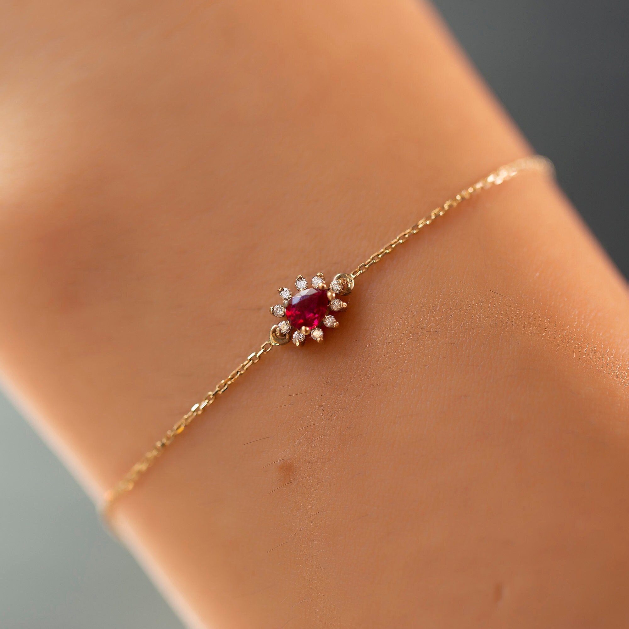 Gold bracelet with ruby stone deals