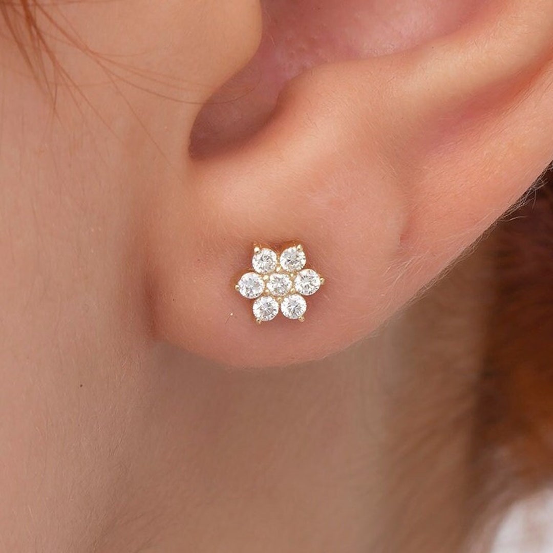 14K Gold Diamond Flower Earring/ Gold Flower Stud Earrings/ Gold