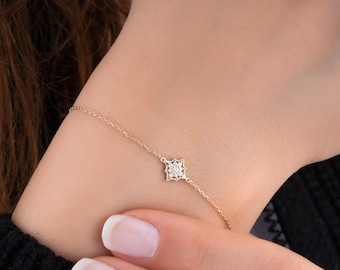 14K Gold Diamond Clover Bracelet: Elegant Floral Jewelry Gift