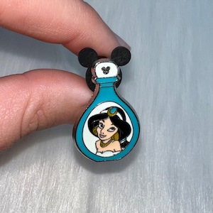 Disney Pin Jasmine Pin Aladdin Movie Jasmine Perfume Bottle Hidden Mickey Trading Pin Enamel Pin Authentic Buy 2 Get 1 Free