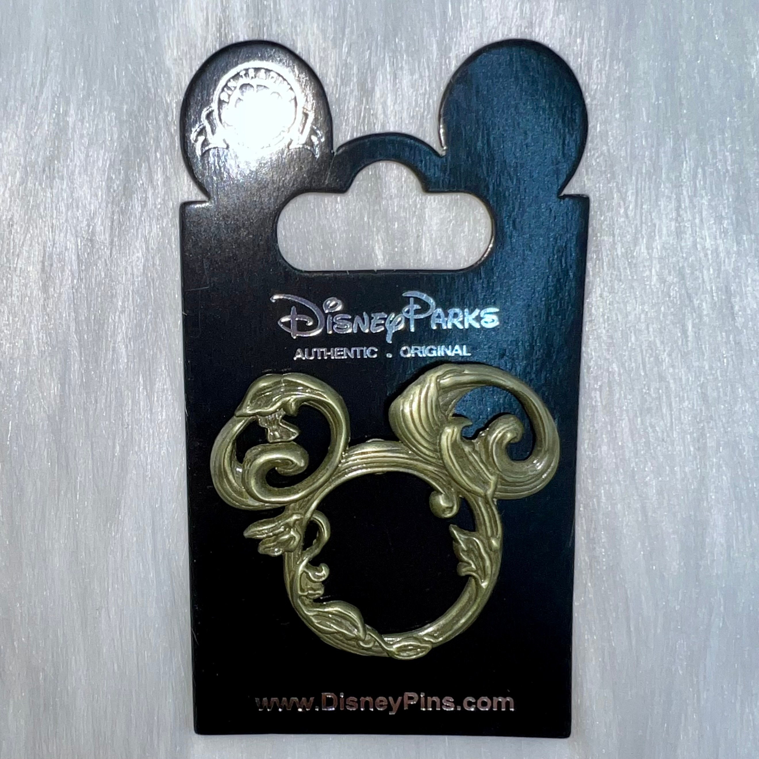 Disney Rubber Mickey Head Pin Backs Lot - Compatible Mickey Mouse, Disney  Trading Pins & Enamel Pins - Keep your pins safely secured - Keepers, Tie