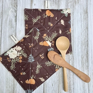 Hot pad set, 2 pot holders,fall, thanksgiving, handmade, kitchen decor, hostess gift