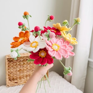 Crochet Garden Cosmos, Knitted cosmos, cosmos Bouquet, Home Decor / Crochet Tiered Tray Decor / Miniature Decor / Kitchen decor