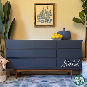 Original Mid century Dresser With 9 Fully Functioning Dovetail