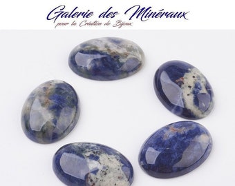 SODALITE  gemme pierre fine naturelle en cabochon ovale en 18x13mm, 25x18mm et 40x30mm :  création bijoux, macramé et loisirs créatifs