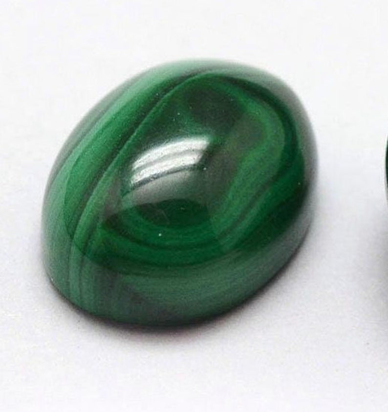 MALACHITE gemme pierre fine naturelle en cabochon ovale en 8x6mm, 10x8mm, 14x10mm, 18x13mm & 25x18mm : création bijoux, macramé 18mm