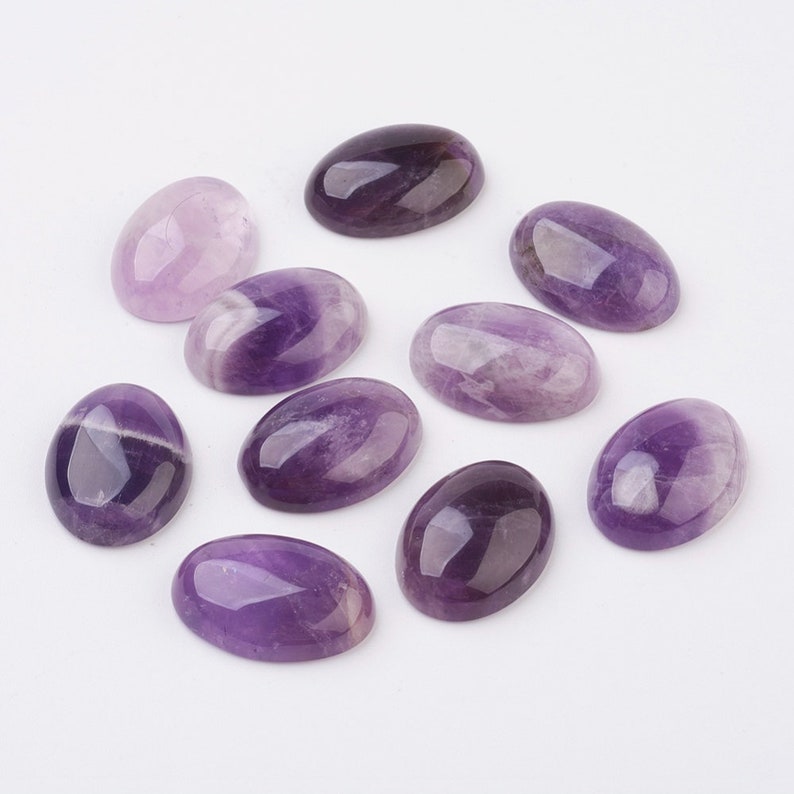 AMETHYSTE pierre naturelle en cabochon ovale en 14x10mm, 18x13mm, 25x18mm et 40x30mm : création bijoux, macramé et loisirs créatifs image 2