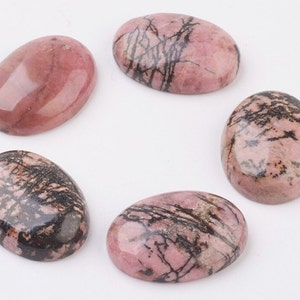 RHODONITE gemme pierre fine naturelle en cabochon ovale en 18x13mm, 25x18mm et 40x30mm : création bijoux, macramé & loisirs créatifs 25mm