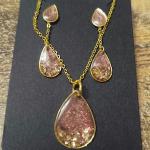 Necklace/earring sets