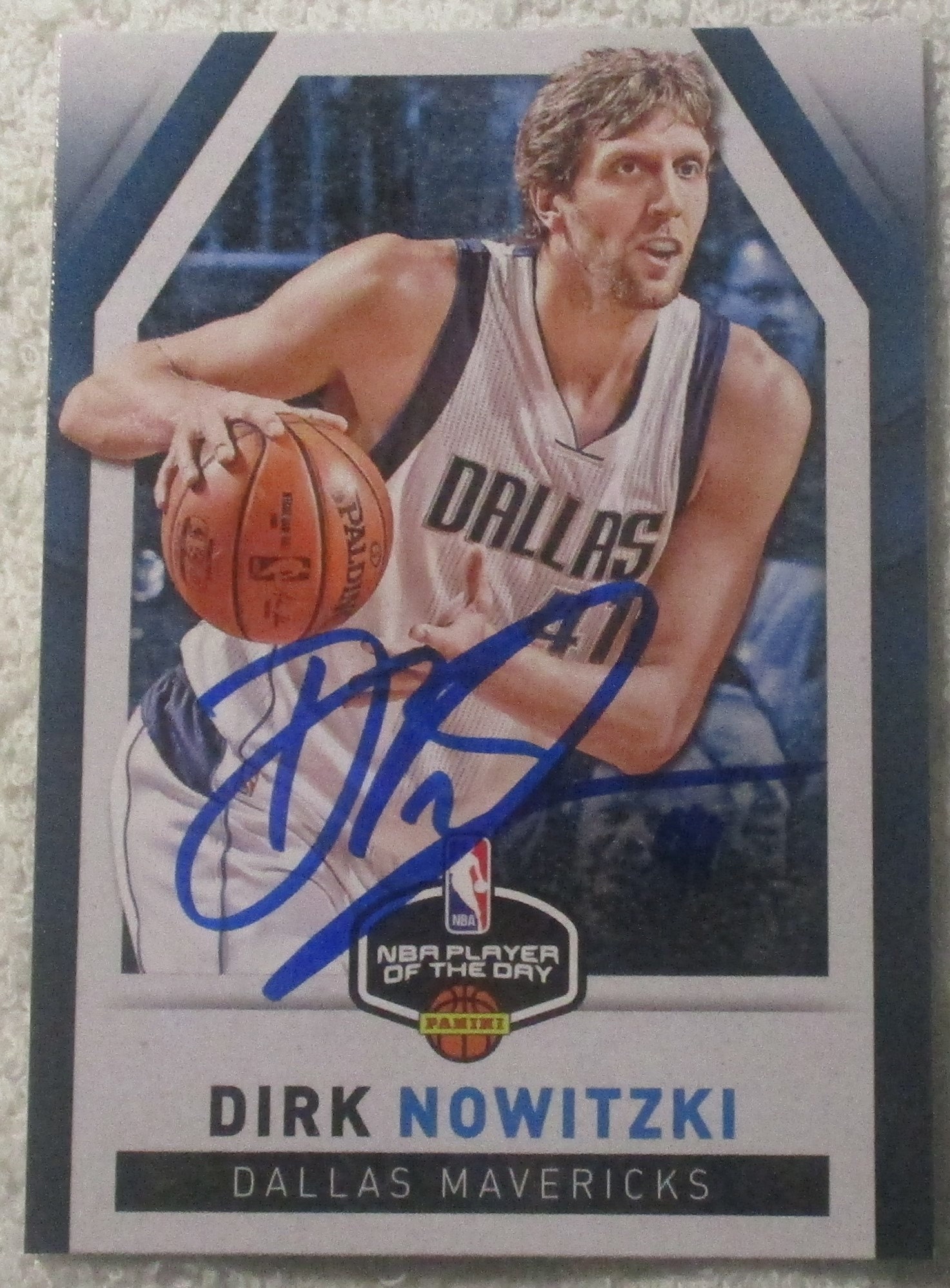 Dirk Nowitzki Signed Mavericks Jersey (Panini COA)