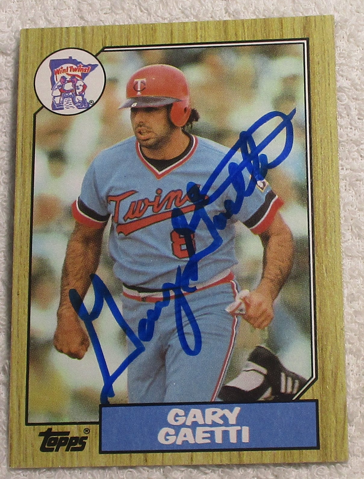 Gary Gaetti Autographed Card Twins No COA